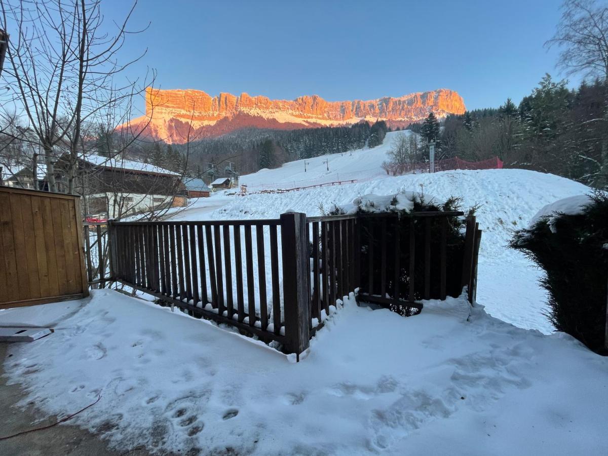 L'Appart Du Granier Les Déserts Exterior foto